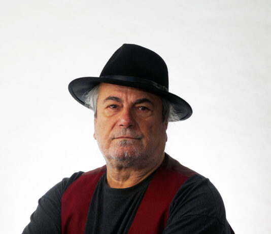 Μαμά, μπαμπά πόσο εγώ μου έχτισες; Συνέντευξη με τον ψυχοθεραπευτή και συγγραφέα Δρ.Μιχάλη Χαντά