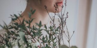 Πώς τα άτομα με διπολική διαταραχή επηρεάζονται από την άνοιξη